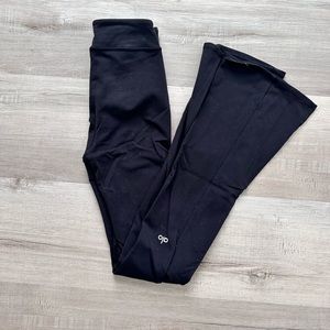 alo flutter high waist leggings